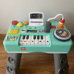 Fisher Price Laugh And Learn DJ Table