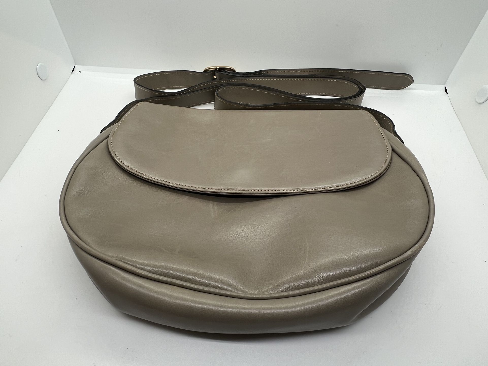 Salvatore Ferragamo Vintage Handbag - Used Women | Color: Grey