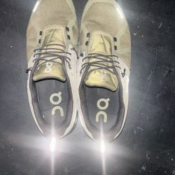 I Paid 250 For These I’m Tryna Sell Them To Get My School Things