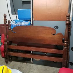 Headboard and Footboard Side Rails Missing 
