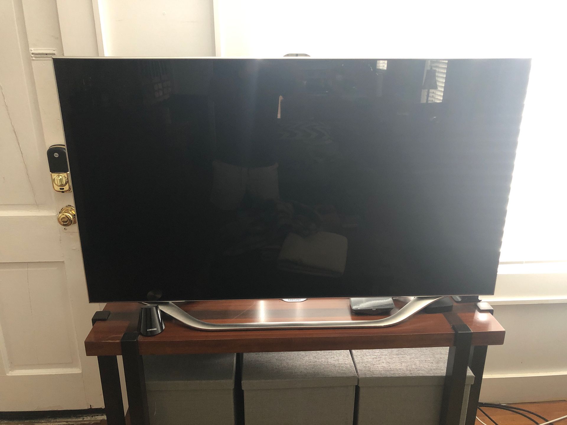 Samsung TV 55 inch - Excellent & Sophistication