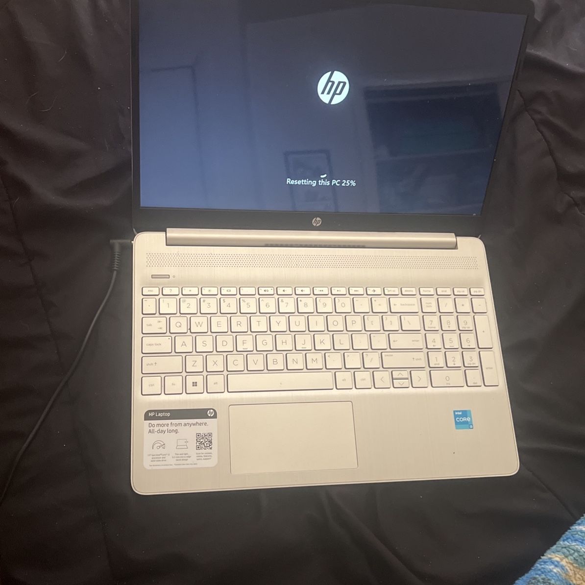 HP TOUCHSCREEN LAPTOP