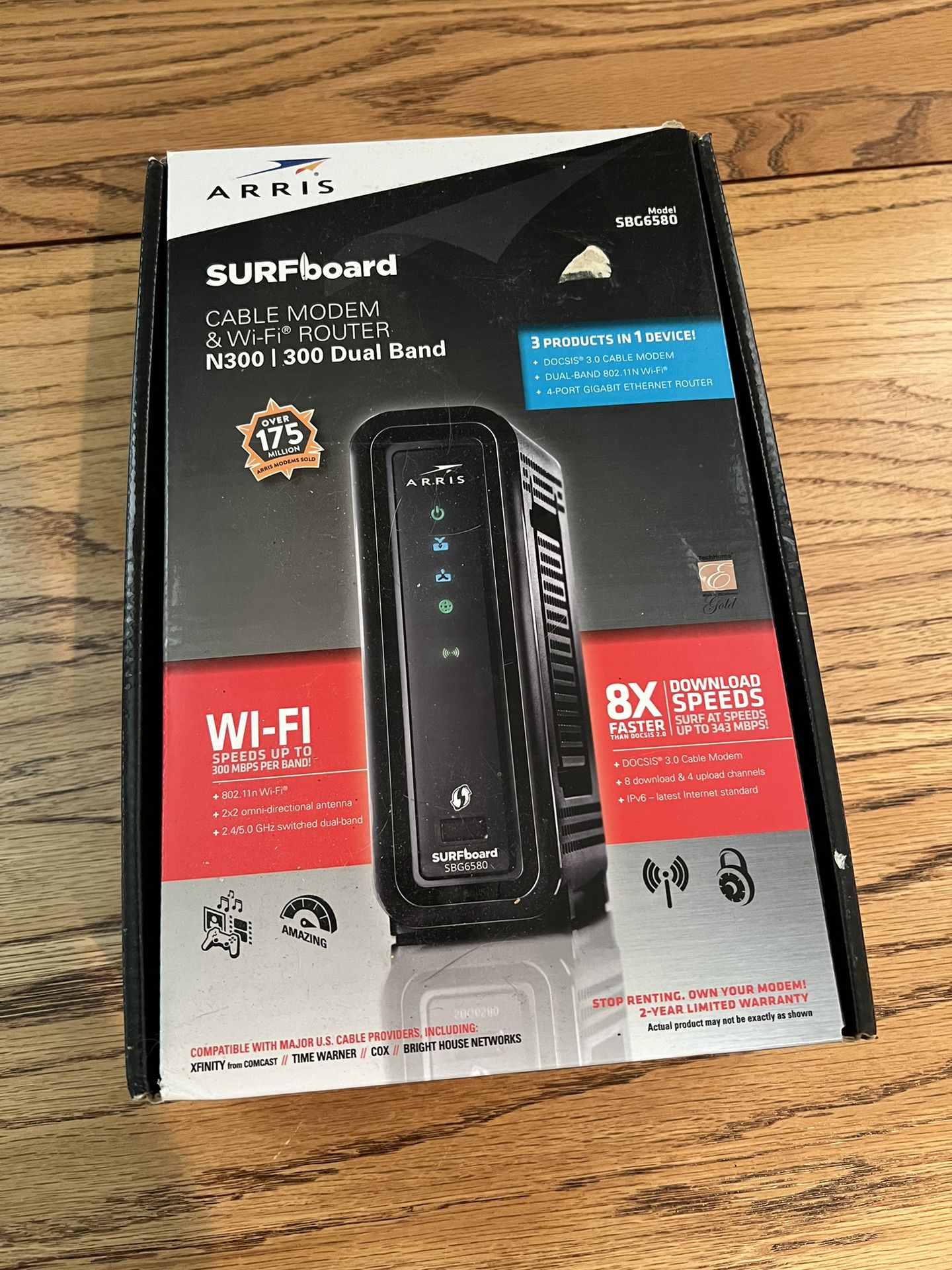 Arris Surfboard Cable Modem & WiFi Router - SBG6580