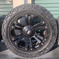22” XD KMC Black Wheels And Nitto Trail Grappler Tires
