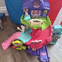 Minnie Mouse Car playhouse 