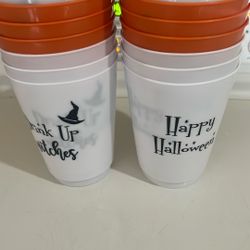 Halloween Plastic Cups 22 Ct