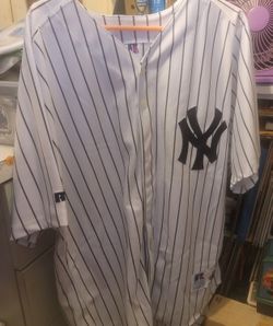 Bernie Williams Signed Jersey 