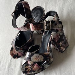Parker & Sky velvet floral chunky platform heels New Size 7.5