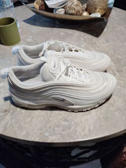 Nikes 97