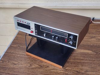 VINTAGE AM FM 8 TRACK home stereo
