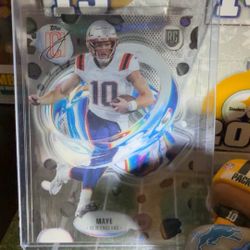 2024 Topps Signature Class Drake Maye Fluidity Rookie SSP #F-3 Case Hit ! 