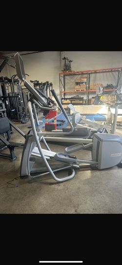 Precor 556i 556 Total Body Elliptical Cross Trainer Commercial Tv Incline Decline Great Condition 