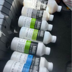 Mediums And Varnishes For Painting