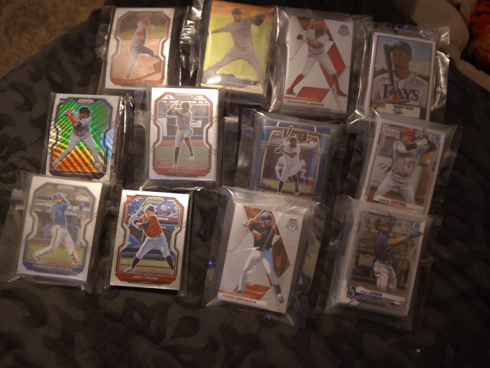 $5 For A Pack Of 15 Baseball Cards