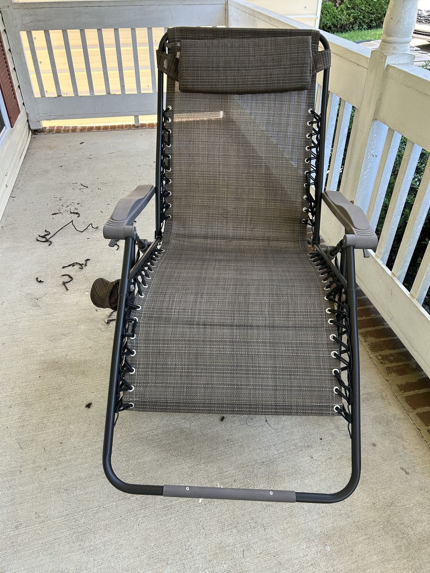 Zero Gravity Chair