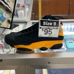 Shoe