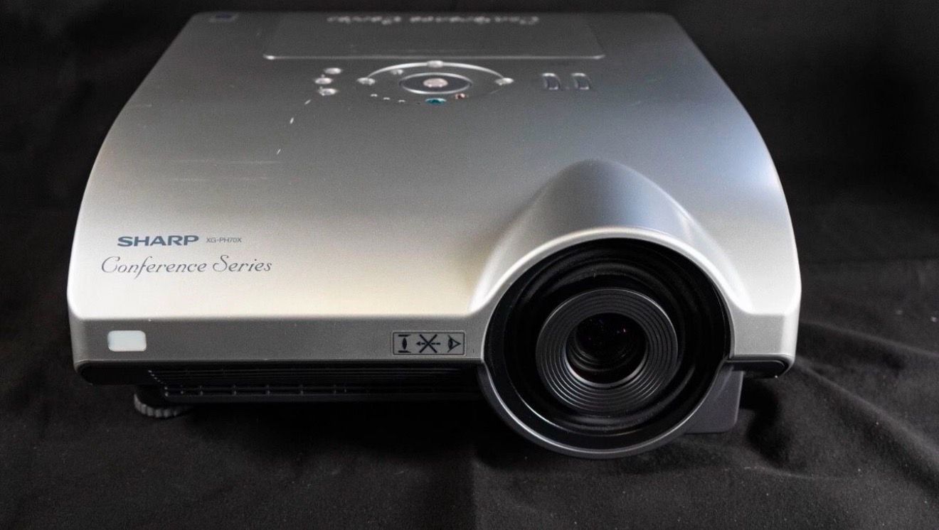 Projector Sharp