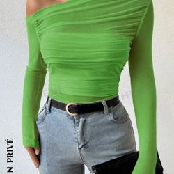 L - Off The Shoulder Top
