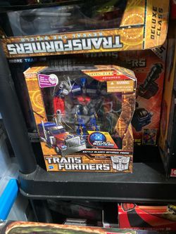 Transformers Voyager Optimus Prime