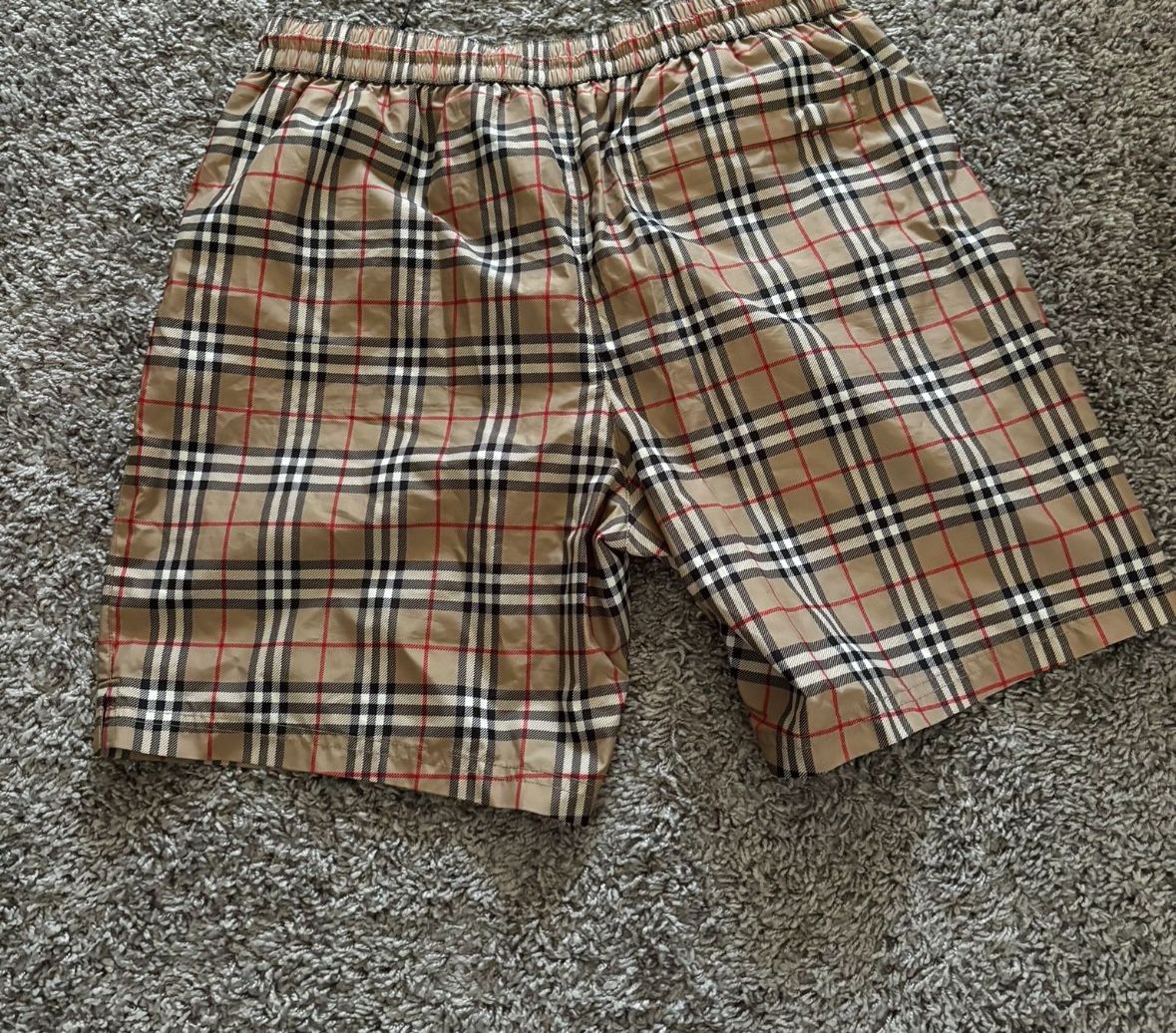 Burrbary Shorts