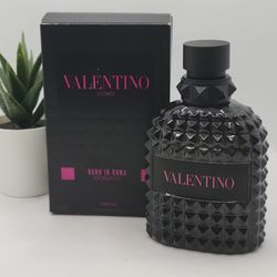 Valentino
 
Born in Roma Uomo Extradose Parfum

3.4 fl