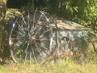 Old time wagon wheels