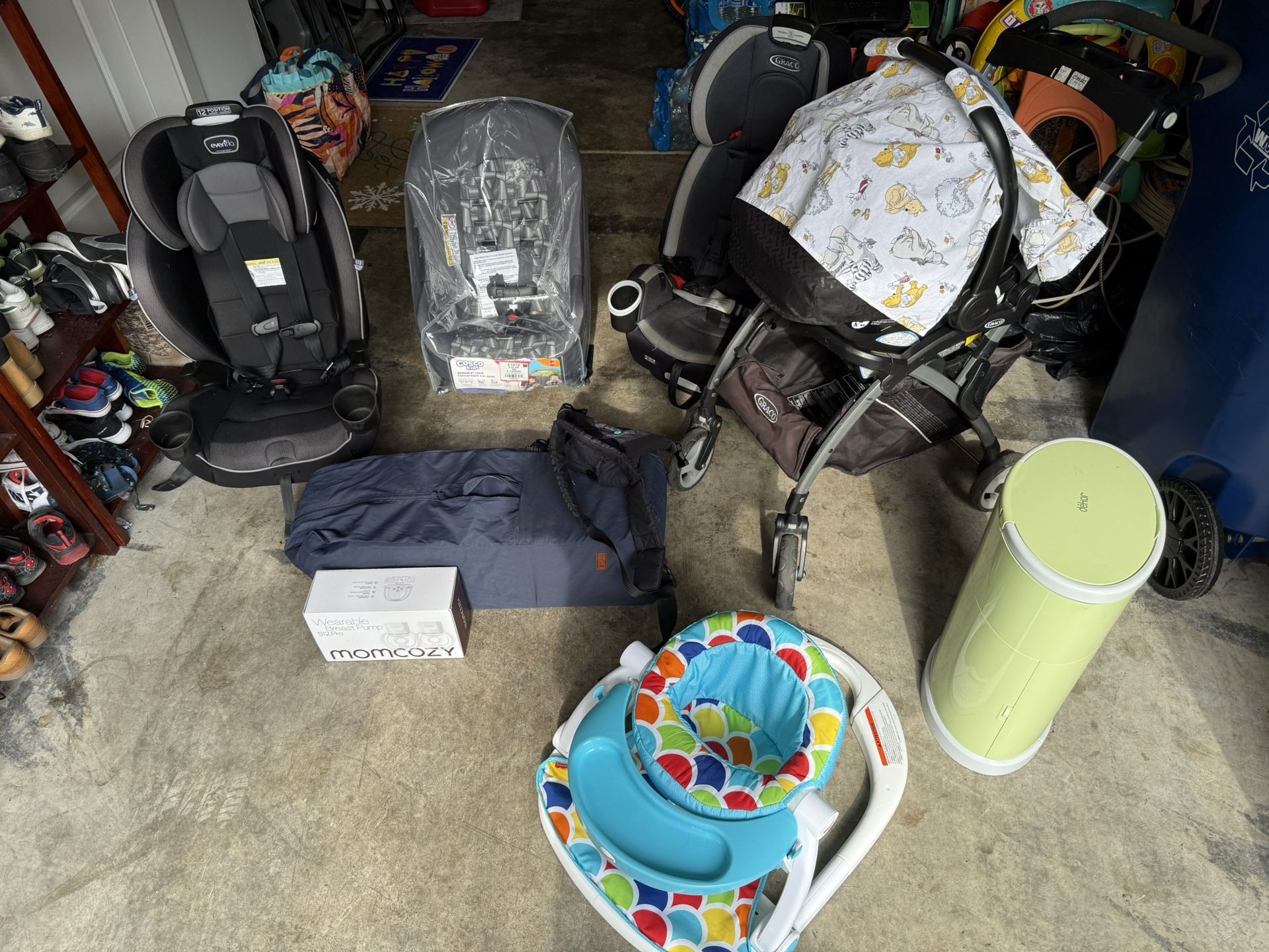 2 Car Seat + 2 Base + Stroller / Pack N Play / 2 Toddler Car Seats 1 Brand New Car Seat / Hand Free Breast Milk Pump / Diaper Trash Can / Baby Carrier