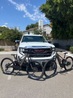 2025 Pivot Shuttle AM Ride, Medium and Large