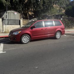 2012 Volkswagen Routan