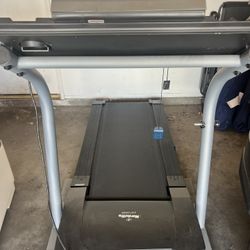 Nordictrack EXP 2000i treadmill
