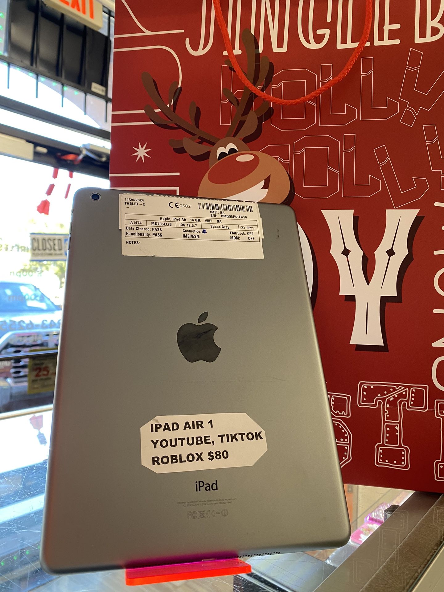 Apple IPADs Available On Sale For Christmas
