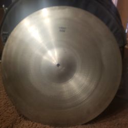 Zildjian 20 Inch LIGHT RIDE HOLLOW LOGO