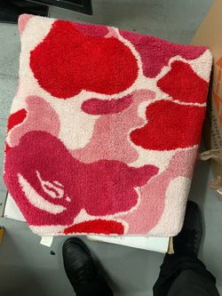 BAPE Camo Rug Pink Red