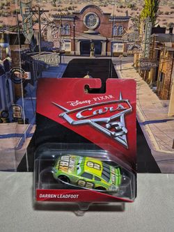 Disney Pixar Cars 3 Darren Leadfoot #82 Shiny Wax