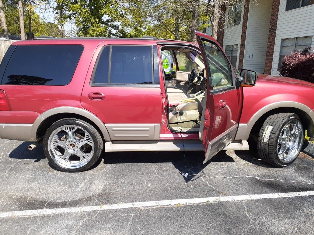 2004 Ford Expedition