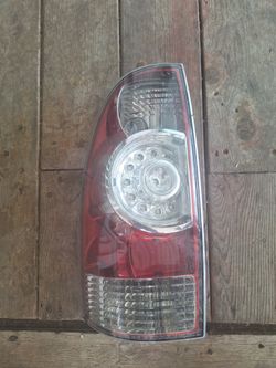 Toyota Tacoma Left Side Tail Lights