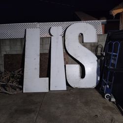 Free 8' wood letters