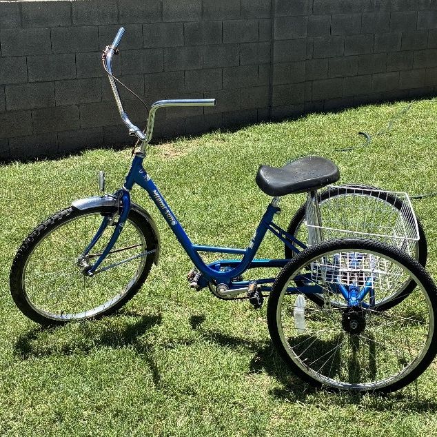 schwinn fold up bicycle Amazon.com : Schwinn Loop Folding Bike, 20 Inch Bike for Adults and Kids, 7  Speed, Lightweight Aluminum Folding Frame, Integrated Rear Carrier, Front  and Rear Linear Pull Brakes, Foldable Bikes for Adults