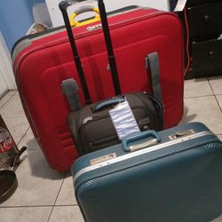 Suitcases For Sale  3 Different Size 