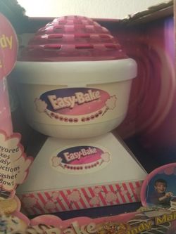 Easy-Bake cotton candy maker