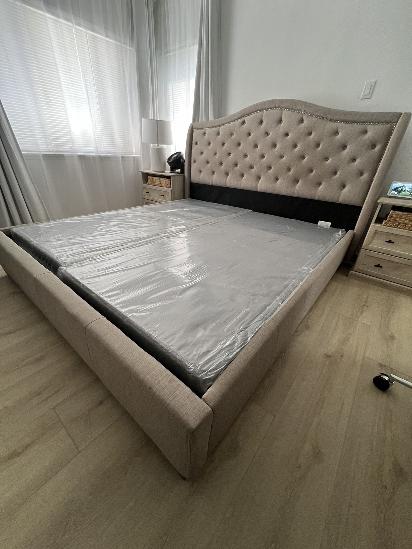 King Bed Frame & Box 