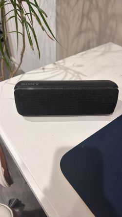 Sony portable speaker with lights