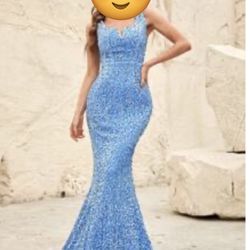Sequin Light Blue Mermaid Hem Dress; Women’s Size: Large