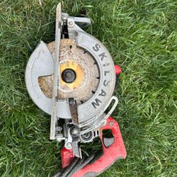 Corded Skil Circular Saw