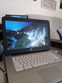 HP CHROMEBOOK WORKING GREAT FULLY CHARGED BUT NO CHARGER SELLING CHEAP 