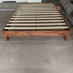 Queen Size Wood Bedframe 