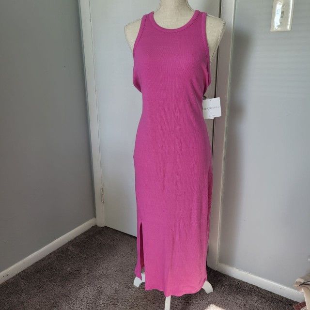 Beyong Yoga Women's Dress Size XL Pink Color dress with a slit