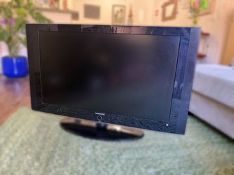 Samsung LN-T4042H 40” LCD HDTV