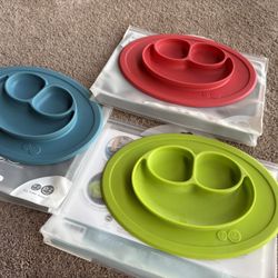 EZPZ Mini Mats (placemat And Plate All In One)