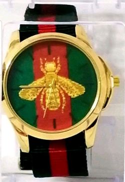 Fashion Watch Green and Red